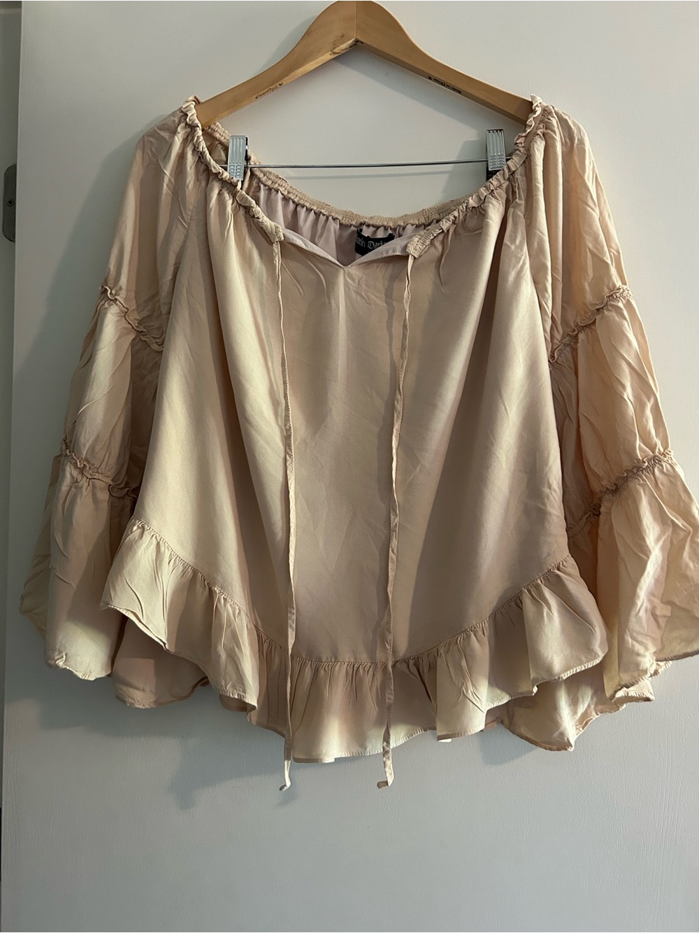 Women's Cream Off-Shoulder Ruffle Peasant Blouse